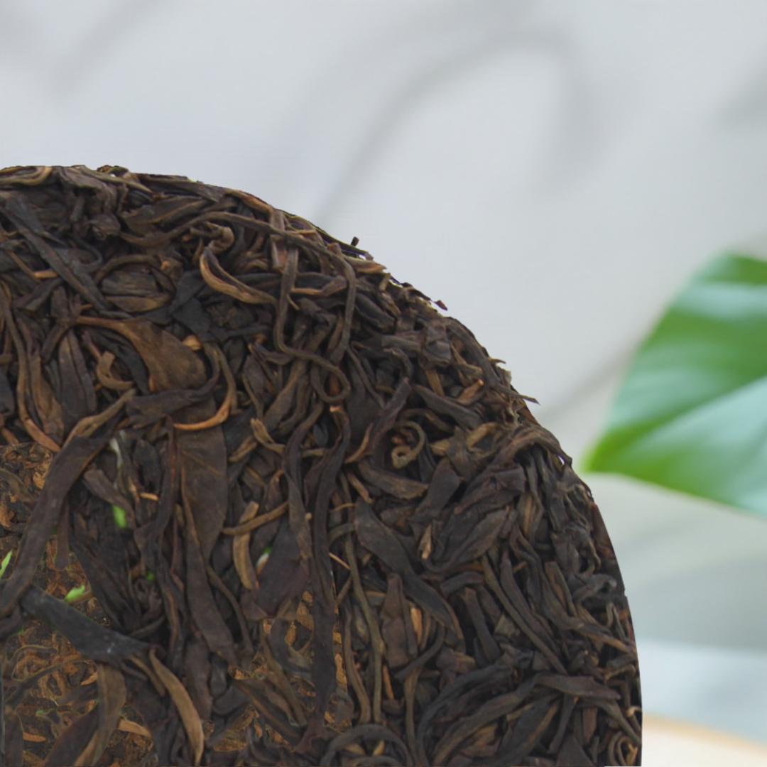 2013 Auspicious Cake Ancient Tree Raw Pu-erh Tea